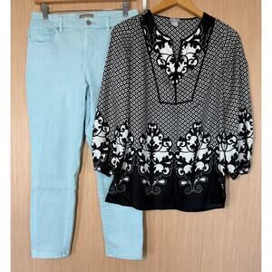 Chicos Ankle Jeans Peplum Top Lot of 2 Womens Size 00 US 2 XS Blue Black White